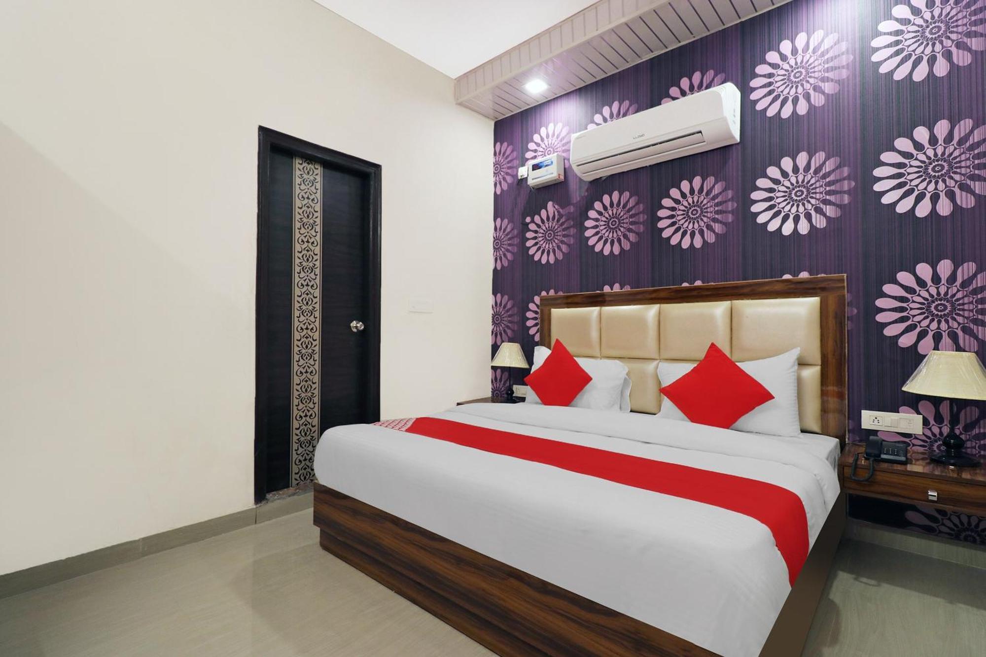 Hotel O Sangeet Faridábád Kültér fotó
